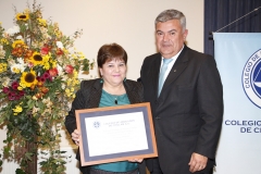 Gladys-Rivas-Mejor-Funcionaria-Privada