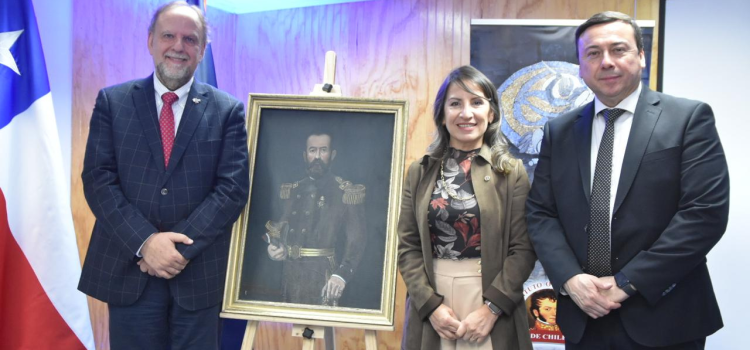 Charla Día de las Glorias Navales y Exposición “Raíces de Ñuble” U. del Alba.